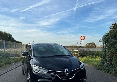 Renault Grand Scenic ENERGY dCi 110 EDC Bose Edition...