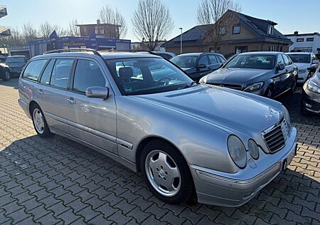 Mercedes-Benz E 320 CDI T AVANTGARDE Leder Navi Xenon