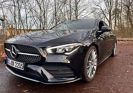 Mercedes-Benz CLA 200 Shooting Brake AMG Line
