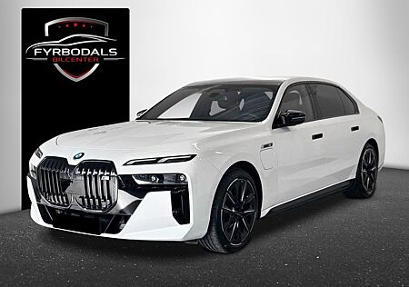 BMW M760e M760 e xDrive 571HP M Sport M Performance