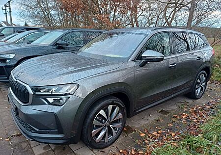 Skoda Kodiaq 2.0 TDI DSG Selection voll neues Modell