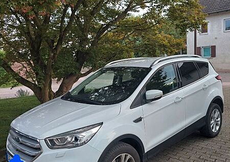 Ford Kuga 1,5 EcoBoost 4x2 88kW COOL & CONNECT CO...