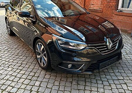 Renault Megane IV Grandtour BOSE-Edition 1.6 LED