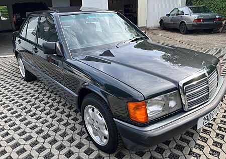 Mercedes-Benz 190 190E 1,8 HU 03/27 5-Gang , Top