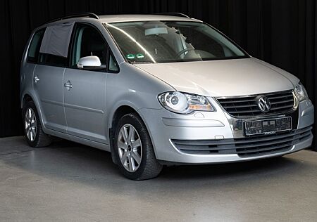 VW Touran Volkswagen Trendline Navi / SHZ