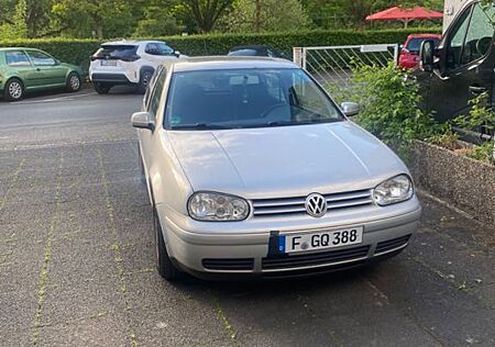 VW Golf Volkswagen 4