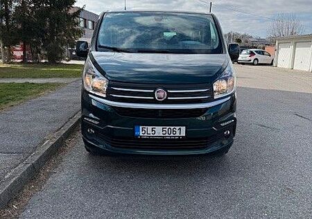 Fiat Talento 1,6 TD L2H1 Family/8-Sitzer/Lang Klima