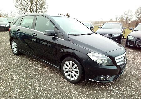 Mercedes-Benz B 200 CDI Kamera el.Sitze AHK Kein Taxi