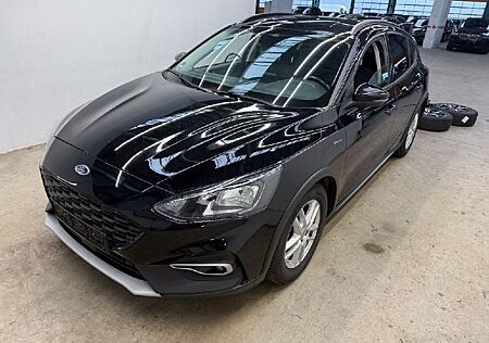 Ford Focus Lim. Active*NAVI*KAM*ACC*18 ZOLL*8 FACH*