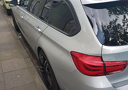 BMW 318d Touring -
