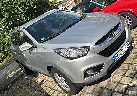 Hyundai ix35 1.6 /RENTNER FAHRZEUG /KLIMA / AHK / 145.00