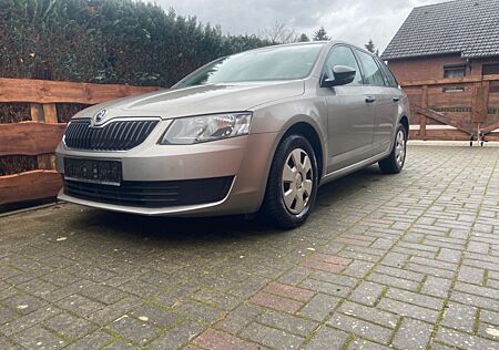 Skoda Octavia 1.6 TDI ErsteHand, TÜV NEU Euro5