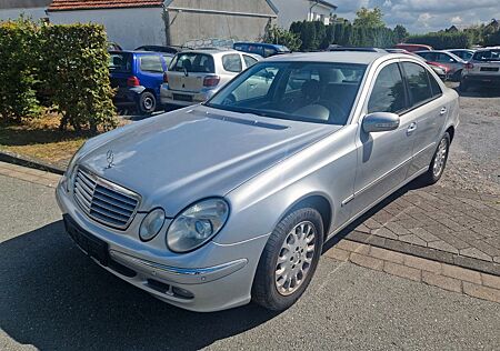 Mercedes-Benz E 200 E -Klasse Lim. Kompressor automatic