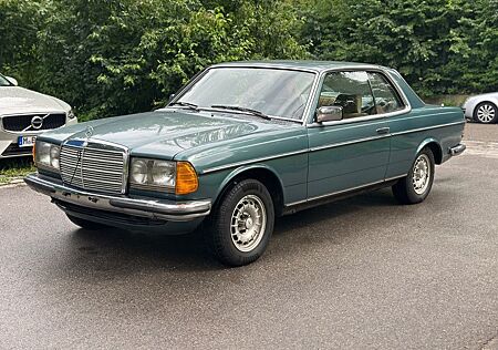 Mercedes-Benz 230 gebraucht kaufen Mercedes-Benz 230 CE*Velour*Schiebedach*Wenig Km