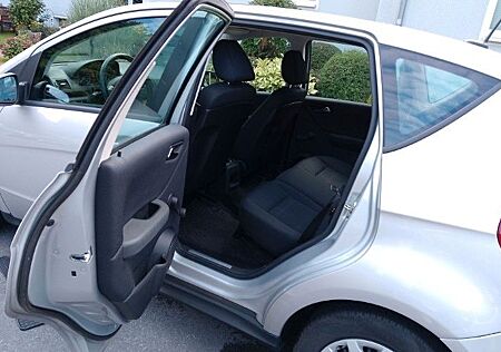 Mercedes-Benz A 160 gebraucht kaufen Mercedes-Benz A 160 BlueEFFICIENCY -