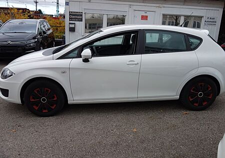 Seat Leon 1.4" Reference" Top Zustand" TÜV bis 7/2026