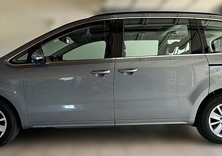 VW Sharan Volkswagen Preisreduziert! 2.0 TDI, 7 Sitz, AHK, SD