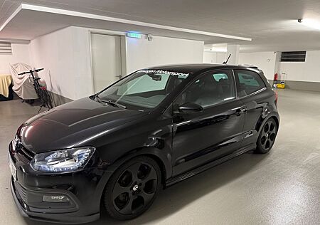 VW Polo Volkswagen 1.6 TDI 77kW R-Line Highline