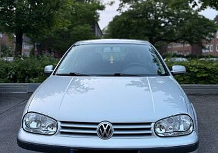 VW Golf Volkswagen 1.4 Basis
