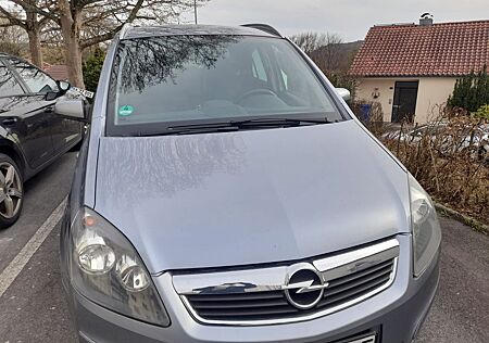 Opel Zafira 1.9 CDTI 88kW -