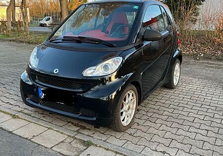 Smart ForTwo coupé 1.0 52kW mhd + Sitzheizung