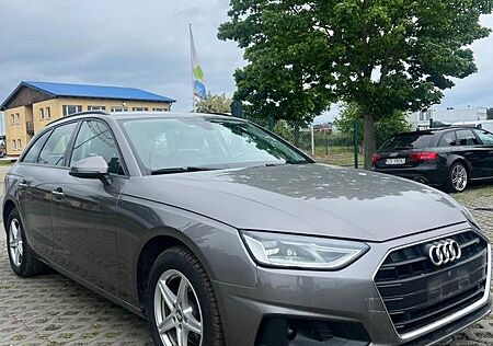 Audi A4 Avant 2.0 TDI