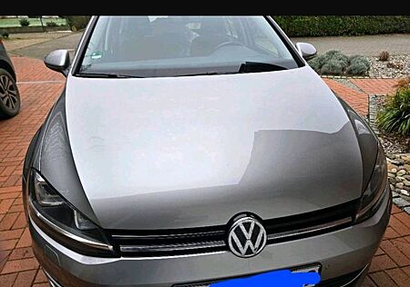 VW Golf Volkswagen 1.2 TSI BMT Trendline Trendline