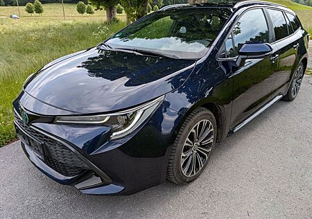 Toyota Corolla 2,0 Hybrid Team Deutsch Touring Spor...