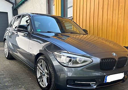 BMW 116d EfficientDynamics Edit. Sport Line Spor...