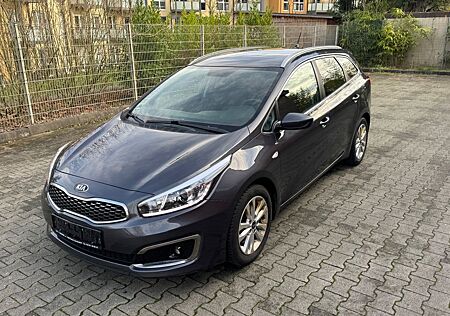 Kia Cee'd Sportswagon Dream Team Shz -Klima - Alus