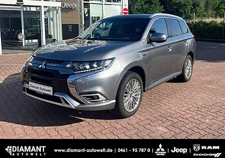 Mitsubishi Plug in Hybrid Outlander Outlander Plug-in Hybrid PLUS Spirit 2.4 4WD