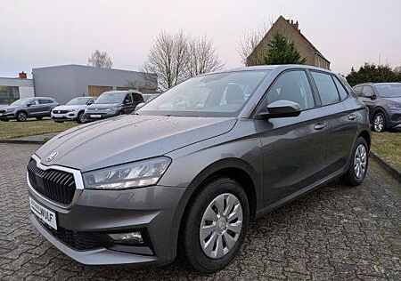 Skoda Fabia 1.0 MPI DSG Essence Klima,SmartLink,GRA