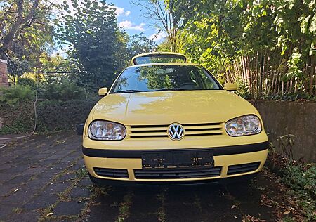 VW Golf Volkswagen 1.4 Basis Special