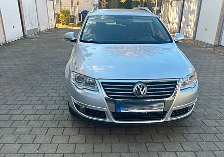 VW Passat Variant Volkswagen 2.0 TDI DPF DSG Highline Vari...