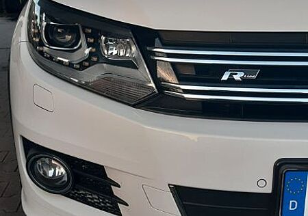 VW Tiguan Volkswagen R line 2.0 TDI 130kW .