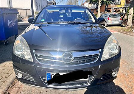 Opel Signum 2.2 Direct Automatik -