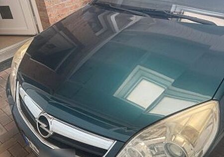Opel Signum 2.2 Direct -