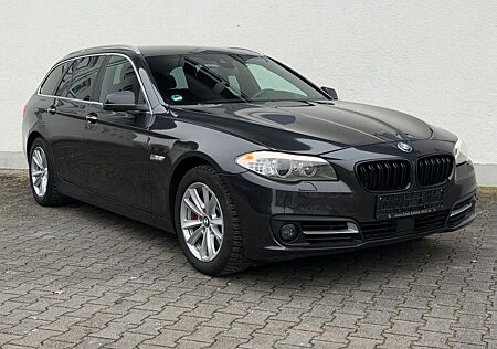 BMW 530 D xDrive ! HUD ! INDIVIDUAL ! AHK ! AMBIENTE