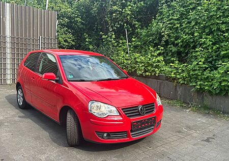 VW Polo Volkswagen 1.2! United ! Steuerkette neu! TÜV Neu! PDC