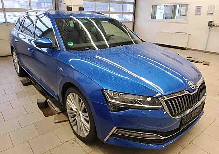 Skoda Superb 2.0 TDI L&K Navi AHK Matrix Alu19``Leder