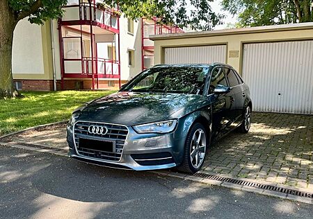 Audi A3 Sportback 1.8 TFSI QUATTRO, S-LINE, PANO