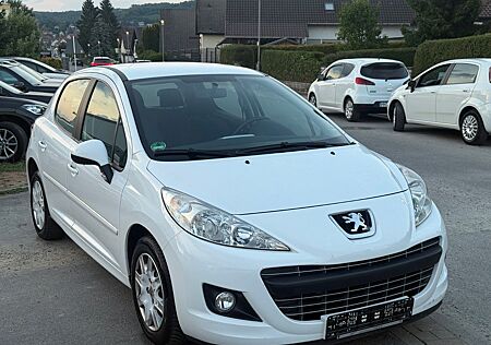 Peugeot 207 Tendance*NEU*TÜV*KLIMA*NUR* 80*KM