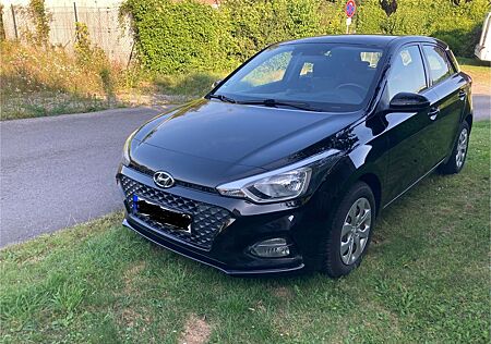 Hyundai i20 1.2 62kW