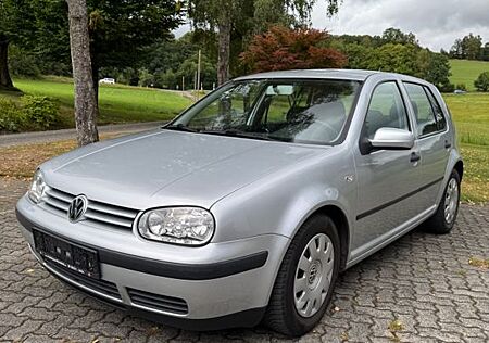 VW Golf Volkswagen 1.4 Basis Variant Basis