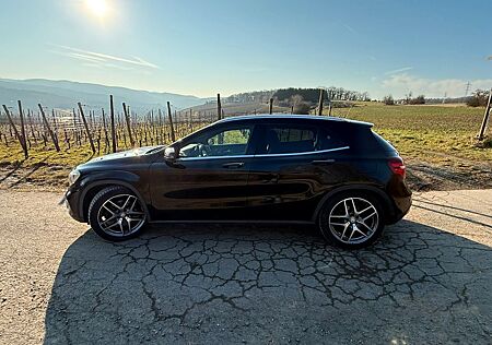 Mercedes-Benz GLA 250 4MATIC DCT PEAK Edition PEAK Edition