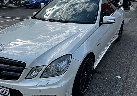 Mercedes-Benz E 350 CDI T BlueEFFICIENCY ELEGANCE ELEGANCE
