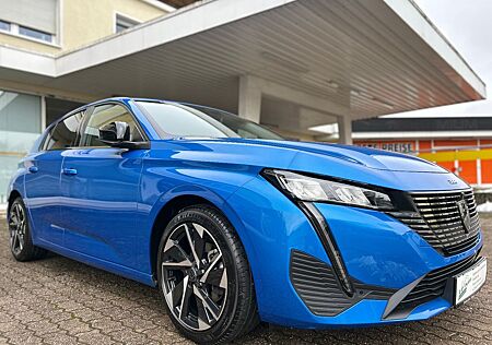 Peugeot 308 Lim. 1,2 Ltr Navi LED Kamera Alu Pdc Tüv NEU