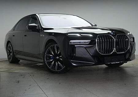 BMW i7 M70 xDrive TheatreScreen/Sky Lounge/HUD/B&W/L