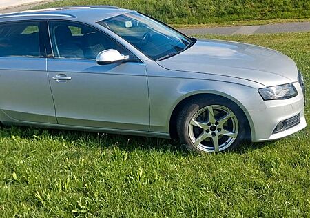 Audi A4 1.8 TFSI 88kW S line Avant S line