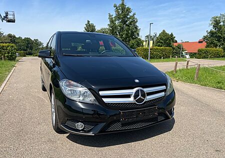 Mercedes-Benz B 180 EXKLUSIVPAKET*KAMERA*MEMORY*PDC*SHZ